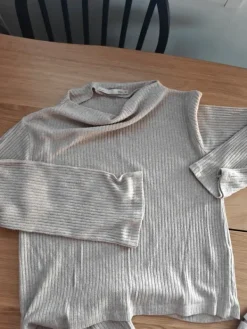 Hot Lager 157 oloasu flare housut ja paita