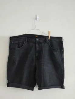 Online Lee Farkkushortsit