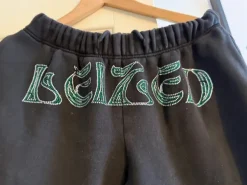 New Leized colitsihousut.