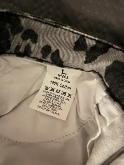 Hot Leopardi farkkushortsit