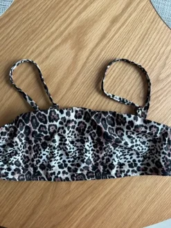 Outlet Bik Bok Leopardikuosi bikini yläosa