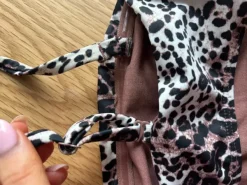 Outlet Bik Bok Leopardikuosi bikini yläosa