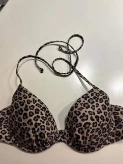 Clearance H&M Leoprdikuvioiset bikinien yläosa
