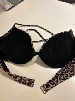 Clearance H&M Leoprdikuvioiset bikinien yläosa