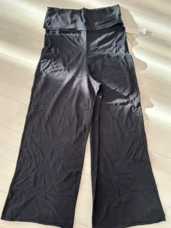 Best Kappahl Leveälahkeiset housut