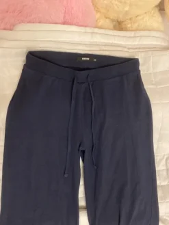 Online Bik Bok Leveälahkeiset housut