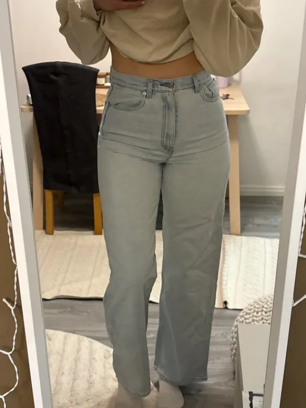 Online Leviksen high loose farkut