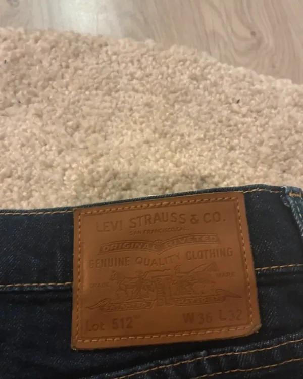 New Levi's Levis 512