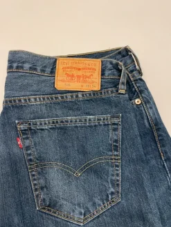 Online Levi's 505 jeans
