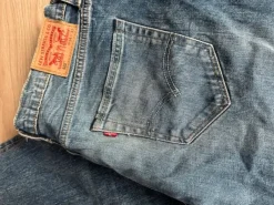 Discount Levi's Levi’s 520 miesten farkut W34, L32