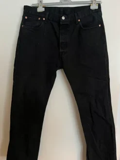 Online Levi’s 501 Mustat farkut