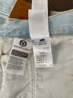 New Levi's Levis 501 shortsit koko w32