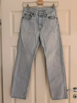 Best Levi Strauss & Co. Levis 501, unisex