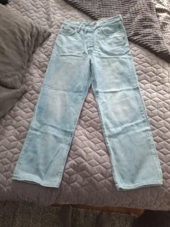 Online Levi's farkut