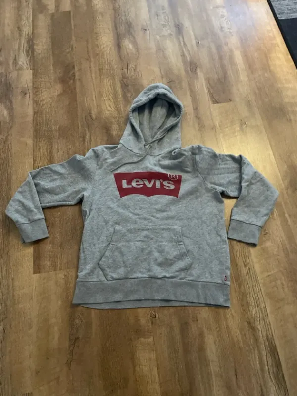 Clearance Levis huppari