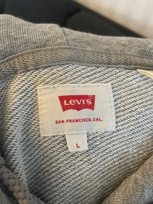 Clearance Levis huppari