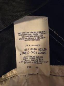 Online Levi's jeans