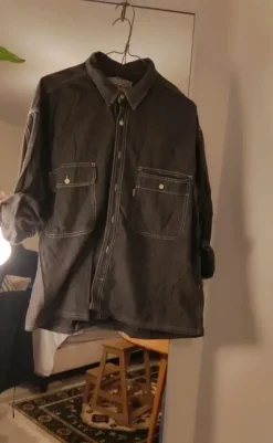 Levi Strauss & Co. Levis kevyt kauluspaita