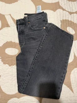 Hot Levi's Levis ribcage straight ankle pants