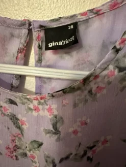 New Gina Tricot Lilac flower dress