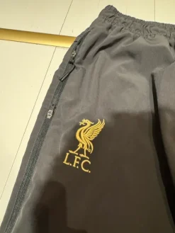 Online New Balance Liverpool housut