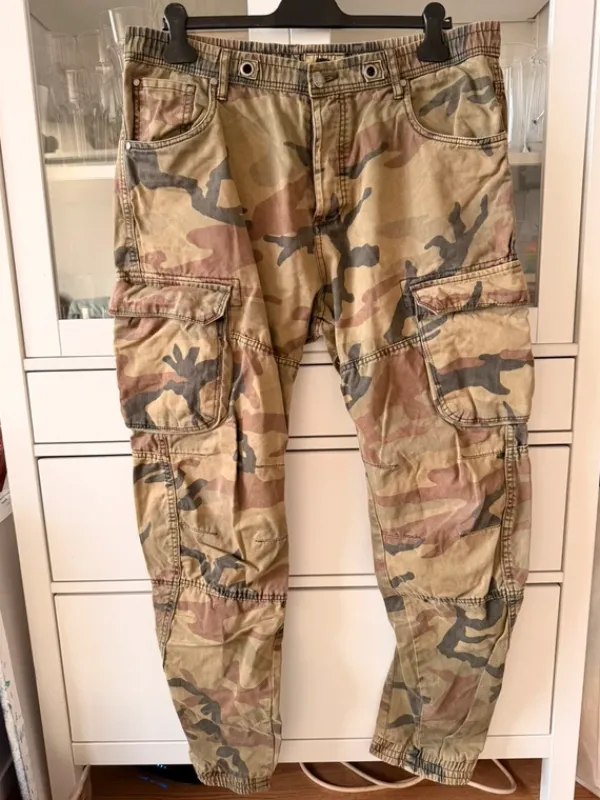 Loose fit cargo byxa herr - camo, strl XL, herrbyxor
