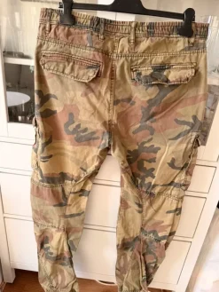 Loose fit cargo byxa herr - camo, strl XL, herrbyxor