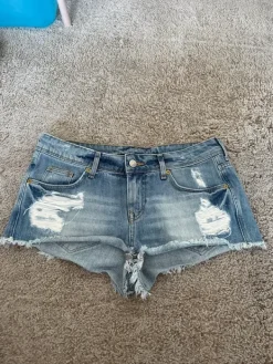 Discount H&M Low waist farkkushortist