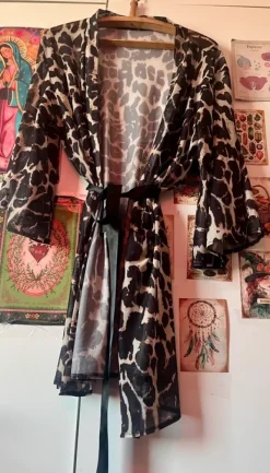 Sale Läpikuultava aamutakki L/XL