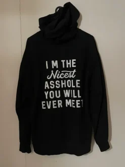 Best M kokoinen huppari