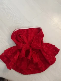 New M kokoinen toppi.