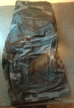 Outlet urban Maasto shortsit