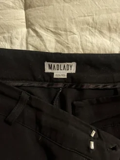 Best MadLady puvunhousut