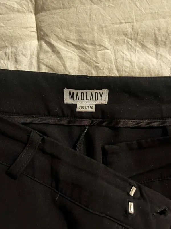 Best MadLady puvunhousut