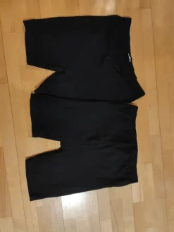 Sale Anna Field Mama shortsit x2