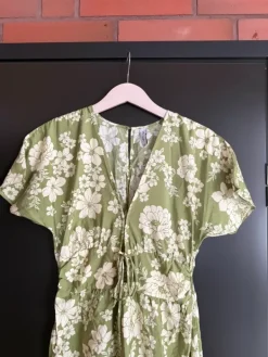 Hot Mango vihreä kesämekko koko S