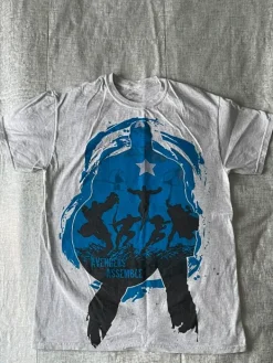 Online Marvel t-paita