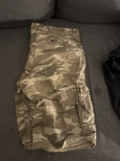 New esbn mens camo shorts