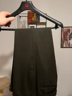 Online Dressmann Metsänvihreä puku Dressman