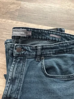 Outlet Dressmann Miesten farkut