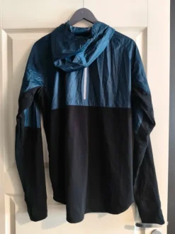 Sale Karhu Miesten juoksutakki