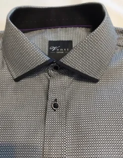 Hot Venti Miesten laadukas kauluspaita.