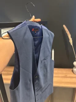 Outlet Miesten liivi M