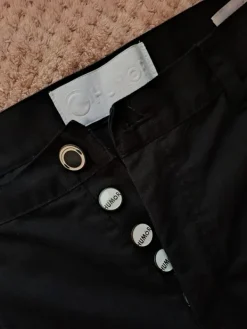 New Humör Miesten mustat farkkushortsit koko XL