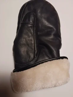 Hot Miesten nahkakinttaat