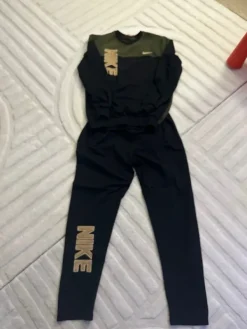 Nike Miesten pyjama-setti