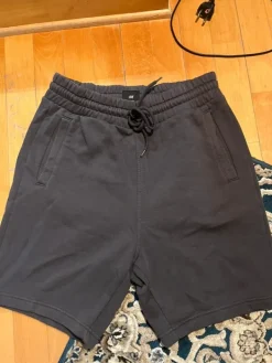 Discount H&M Miesten shortsit