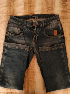 Discount Gazoz miesten siniset farkut