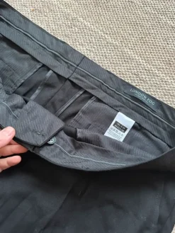 Clearance House Miesten suorat housut