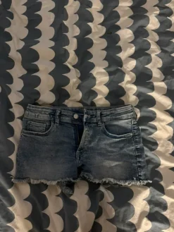Clearance H&M Mini shortsit